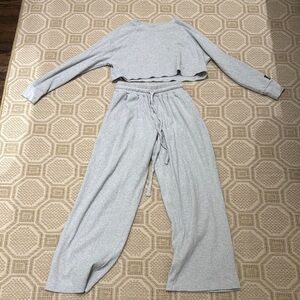 Daily Drills Gray Thermal Two-Piece Lounge Set XS/S